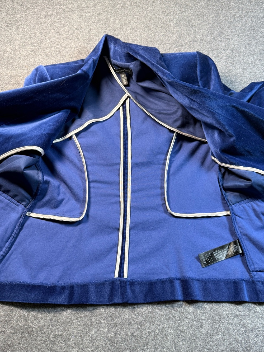 WHBM White House Black Market Navy Blue Velvet Blazer Gold Button Jacket Size 00 - Picture 13 of 13